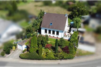 Haus Eppelborn - 4 Zimmer, 105 m&sup2;, 190.000&euro; | Angebot:25790400