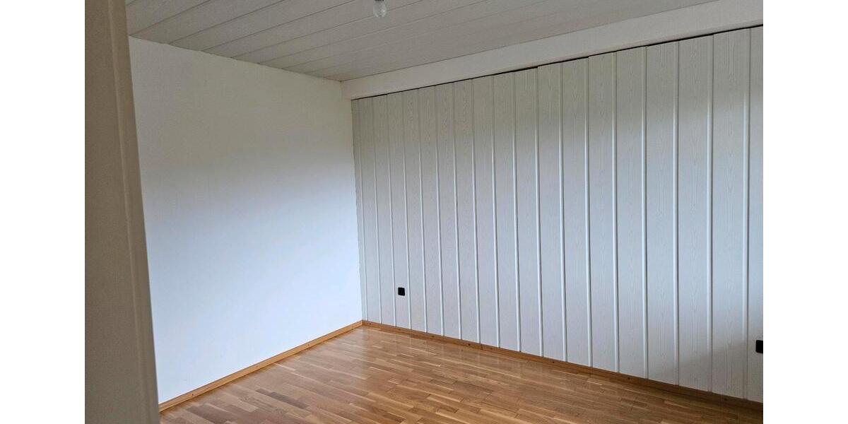 Etagenwohnung Saarbrücken Brebach-Fechingen - 2 Zimmer, 56 m&sup2;, 129.000&euro; | Angebot:26410254