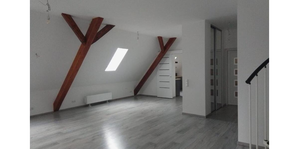 Dachgeschoßwohnung Zweibrücken - 3 Zimmer, 68 m&sup2;, 700&euro; | Angebot:24806707