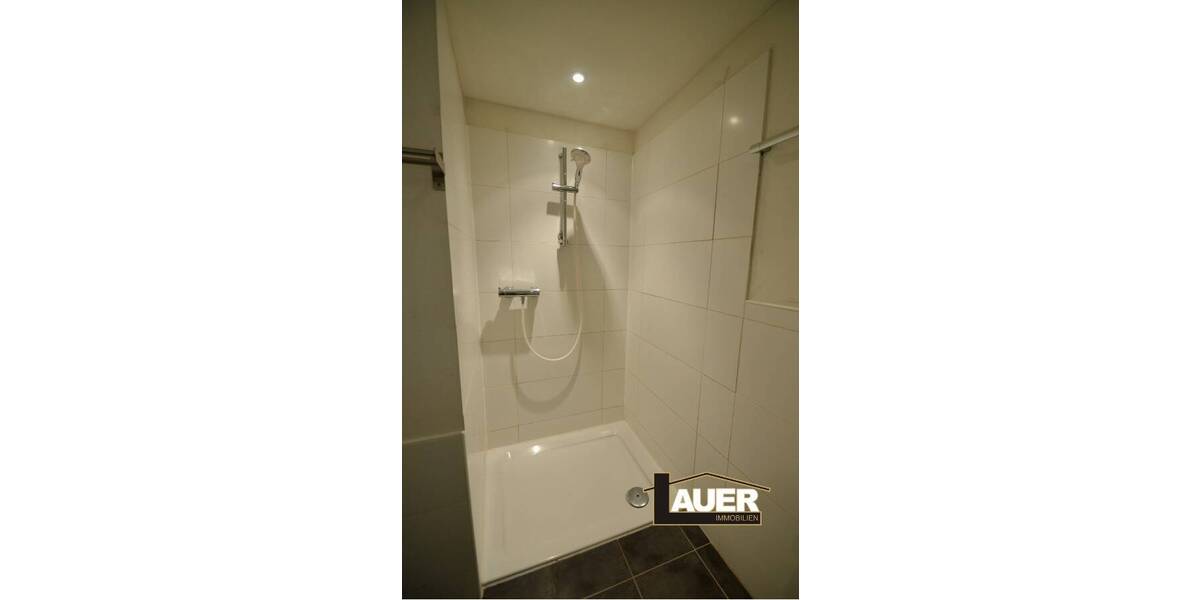 Etagenwohnung Saarlouis Fraulautern - 5 Zimmer, 110 m&sup2;, 179.000&euro; | Angebot:25666075