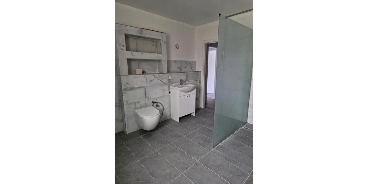 Etagenwohnung Riegelsberg - 3 Zimmer, 81 m&sup2;, 750&euro; | Angebot:26652033
