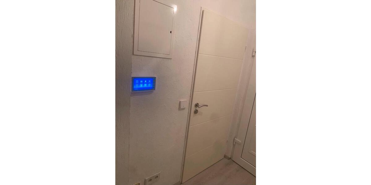 Etagenwohnung Saarbrücken West - 1 Zimmer, 32 m&sup2;, 315&euro; | Angebot:26683695