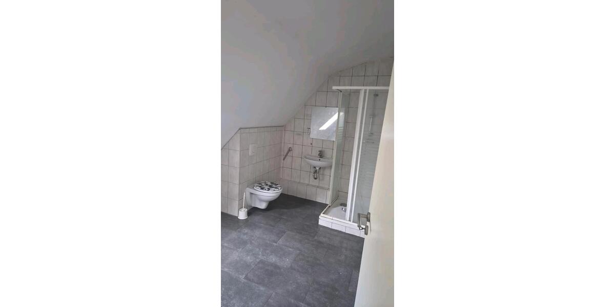 Dachgeschoßwohnung Völklingen - 3 Zimmer, 50 m&sup2;, 475&euro; | Angebot:25895212