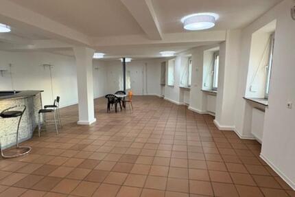 Gewerbeobjekt Neunkirchen - 850&euro; | Angebot:25451573