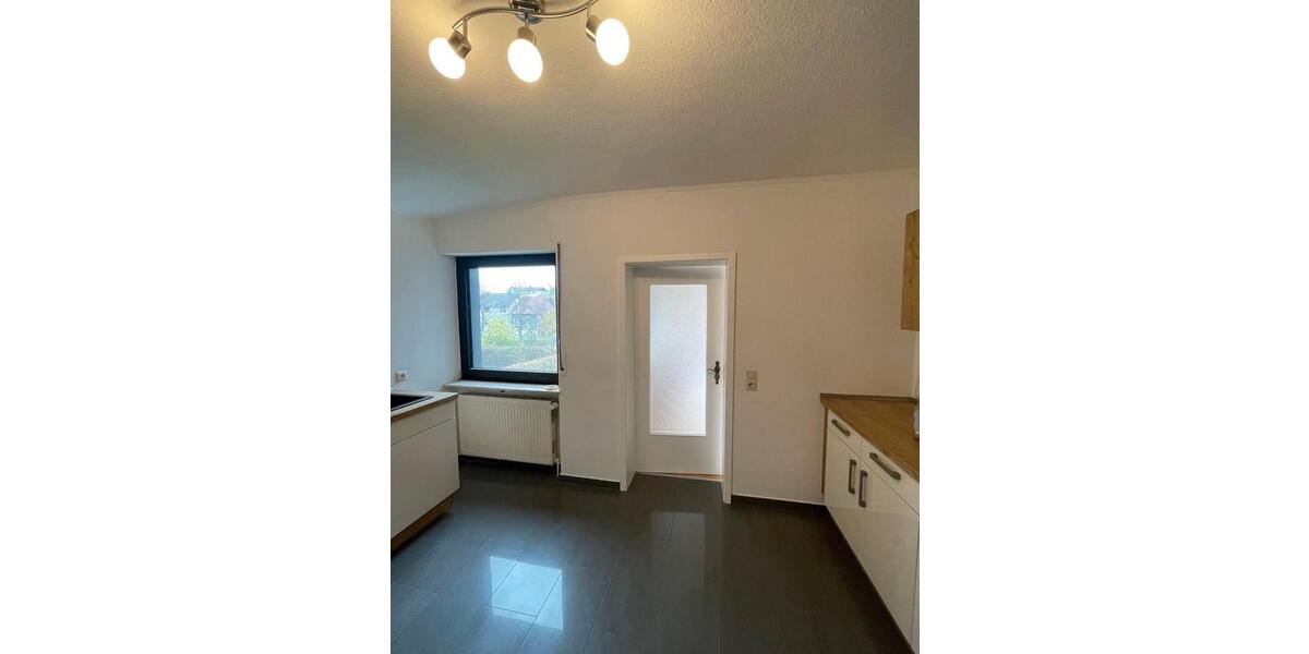 Dachgeschoßwohnung Heusweiler - 2 Zimmer, 110 m&sup2;, 210.000&euro; | Angebot:25432316