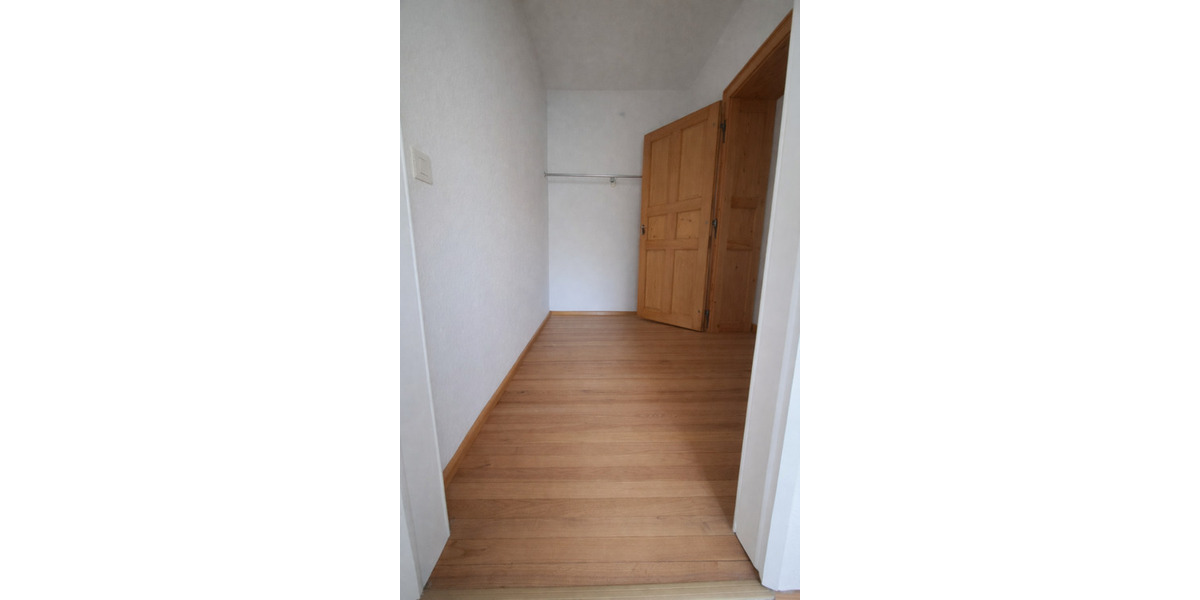 Etagenwohnung Sankt Wendel - 3 Zimmer, 80 m&sup2;, 1.100&euro; | Angebot:25960917
