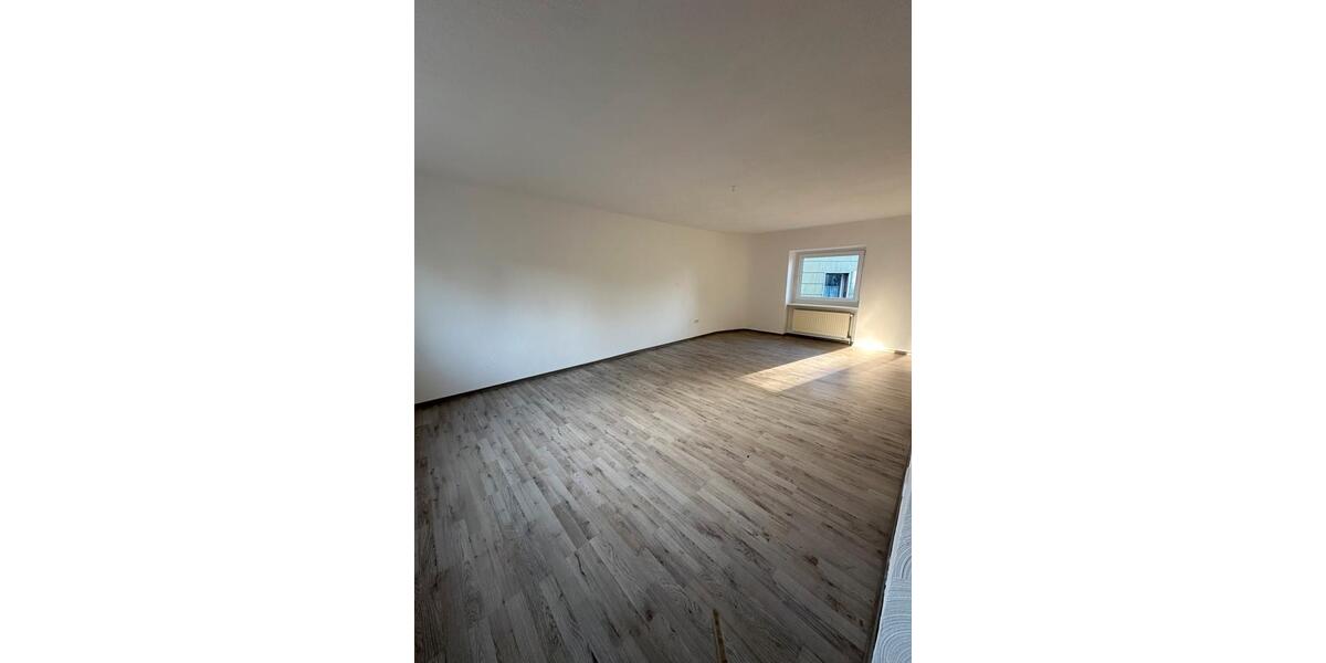 Einfamilienhaus Neunkirchen - 4 Zimmer, 110 m&sup2;, 1.350&euro; | Angebot:26120745