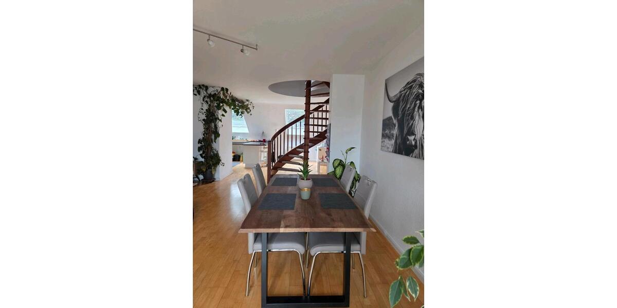 Maisonettenwohnung Völklingen - 1 Zimmer, 90 m&sup2;, 650&euro; | Angebot:25945406