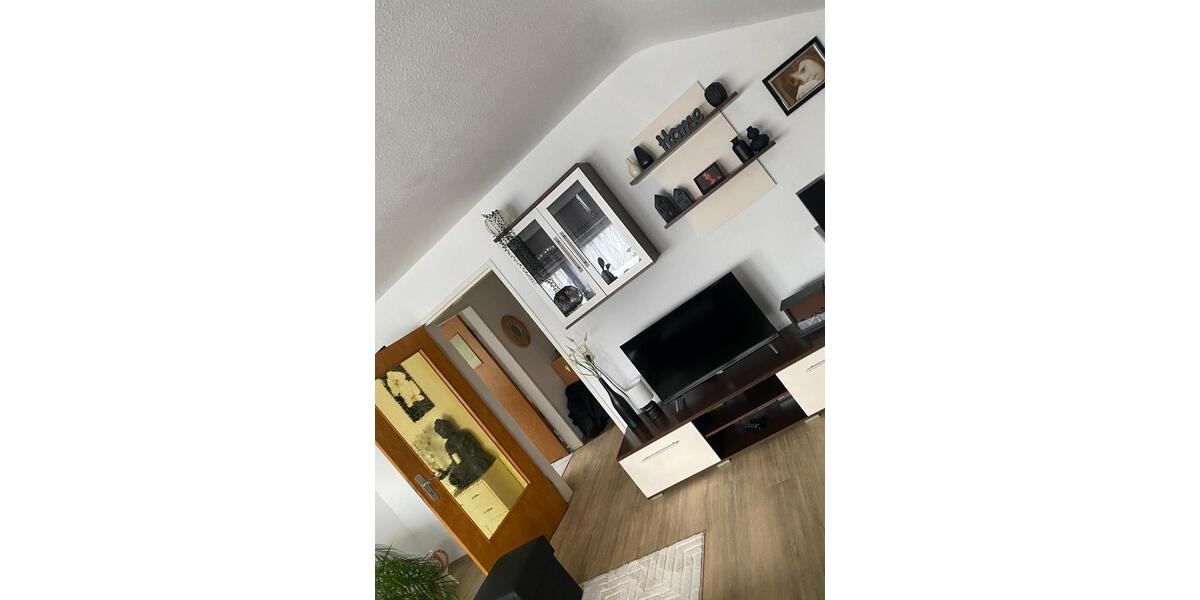 Etagenwohnung Saarbrücken Bischmisheim - 3 Zimmer, 85 m&sup2;, 700&euro; | Angebot:26698506