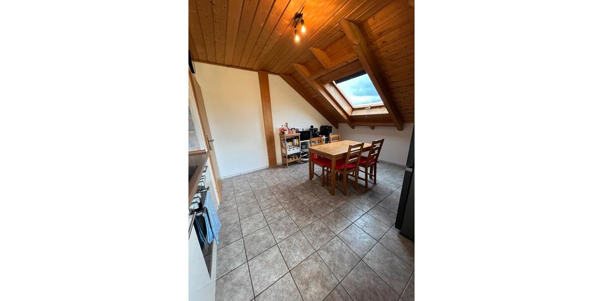 Dachgeschoßwohnung Friedrichsthal - 2 Zimmer, 70 m&sup2;, 450&euro; | Angebot:25945405