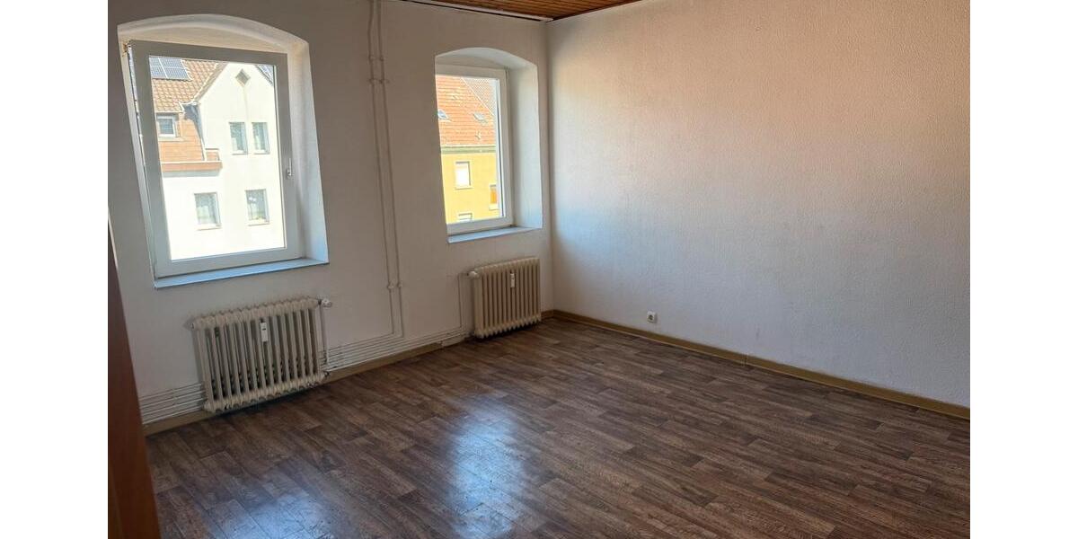 Einfamilienhaus Völklingen - 3 Zimmer, 70 m&sup2;, 550&euro; | Angebot:25841890