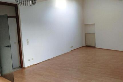 Wohnung Mandelbachtal - 3 Zimmer, 87 m&sup2;, 490&euro; | Angebot:26492987
