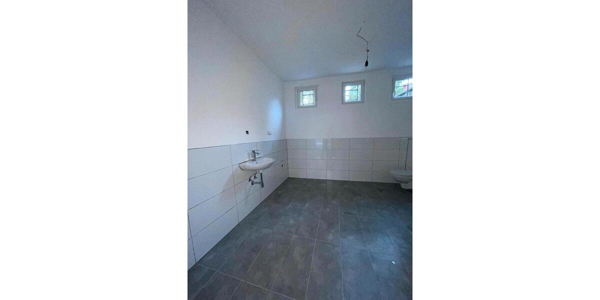 Erdgeschoßwohnung Neunkirchen - 3 Zimmer, 85 m&sup2;, 620&euro; | Angebot:25257536