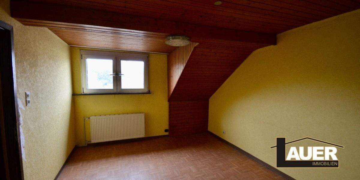 Einfamilienhaus Völklingen Wehrden - 5 Zimmer, 110 m&sup2;, 125.000&euro; | Angebot:25770156