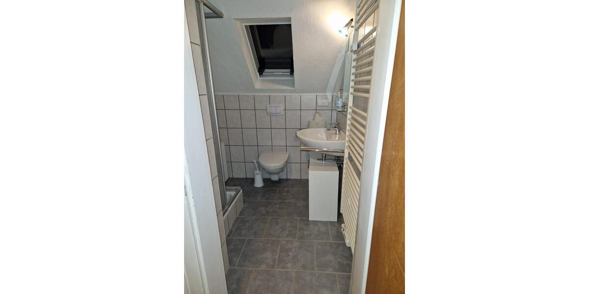 Dachgeschoßwohnung Blieskastel - 2 Zimmer, 46 m&sup2;, 330&euro; | Angebot:25646998