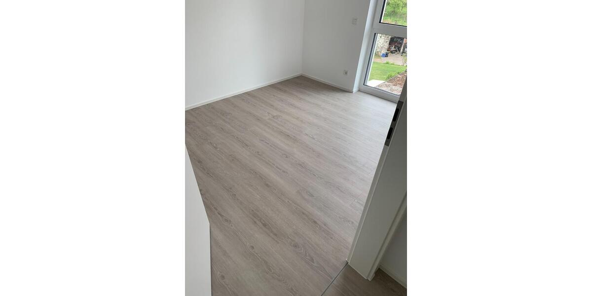 Dachgeschoßwohnung Saarlouis - 3 Zimmer, 92 m&sup2;, 292.000&euro; | Angebot:25350493