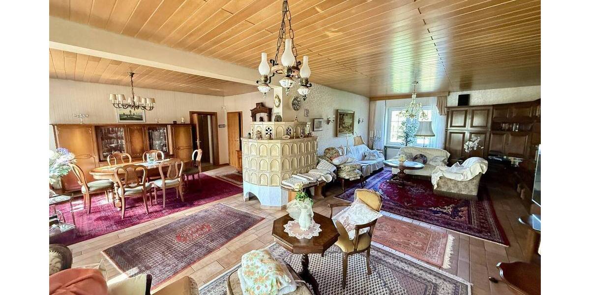 Einfamilienhaus Lebach Gresaubach - 8 Zimmer, 314 m&sup2;, 289.000&euro; | Angebot:25668696