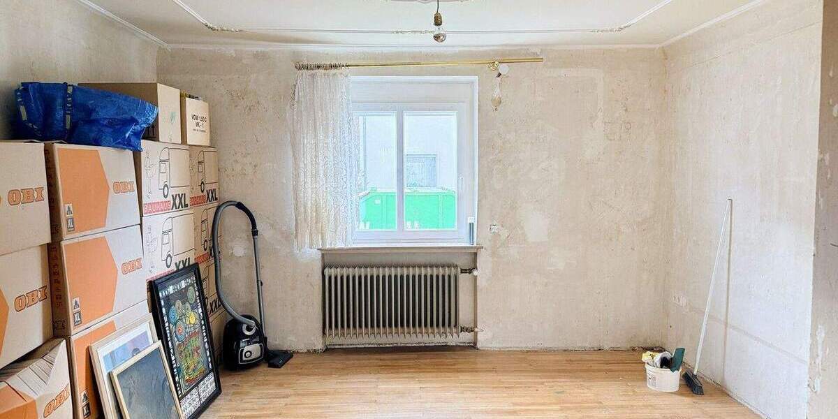 Doppelhaushälfte Saarlouis - 8 Zimmer, 125 m&sup2;, 329.000&euro; | Angebot:25728475