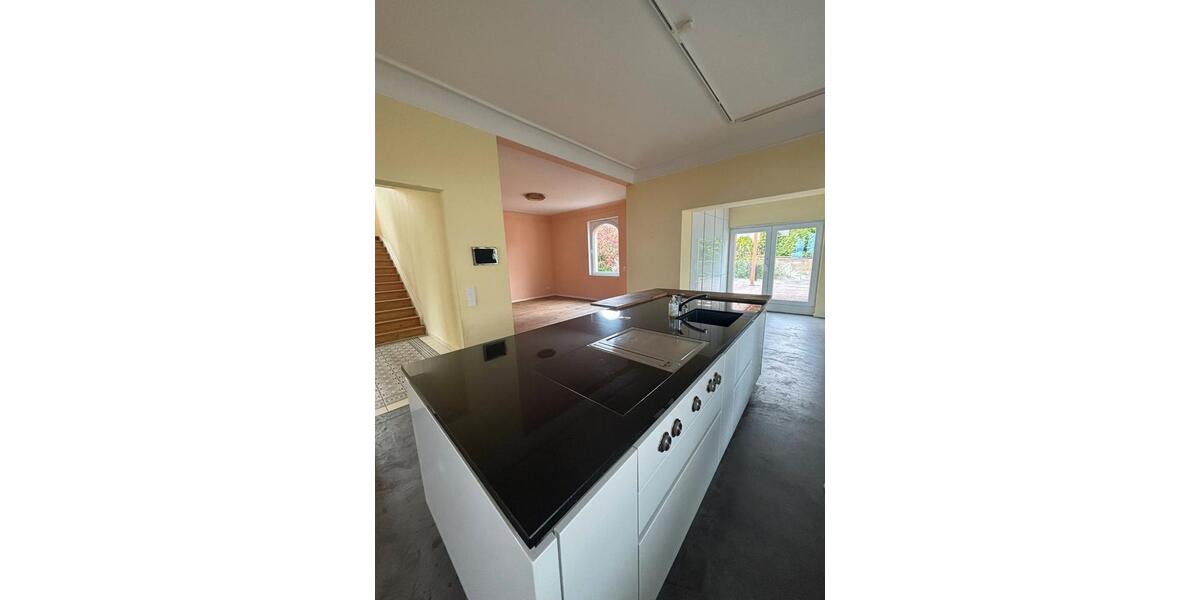 Einfamilienhaus Dillingen (Saar) - 9 Zimmer, 230 m&sup2;, 610.000&euro; | Angebot:26649842