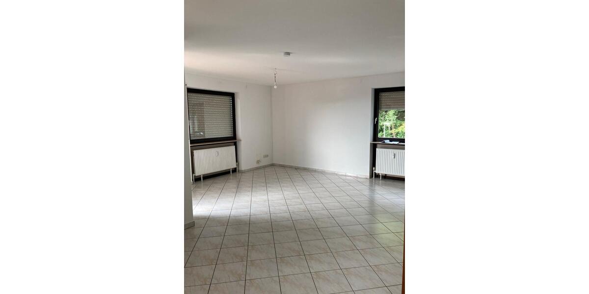 Etagenwohnung Friedrichsthal - 3 Zimmer, 86 m&sup2;, 630&euro; | Angebot:25400658