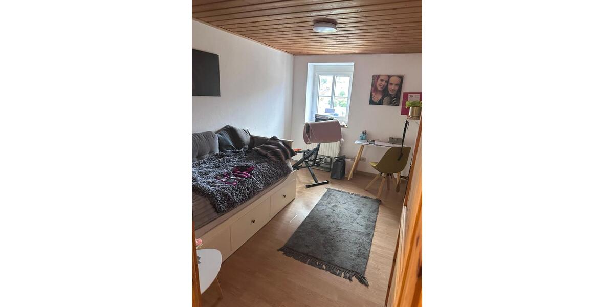 Etagenwohnung Großrosseln - 5 Zimmer, 100 m&sup2;, 845&euro; | Angebot:24887850