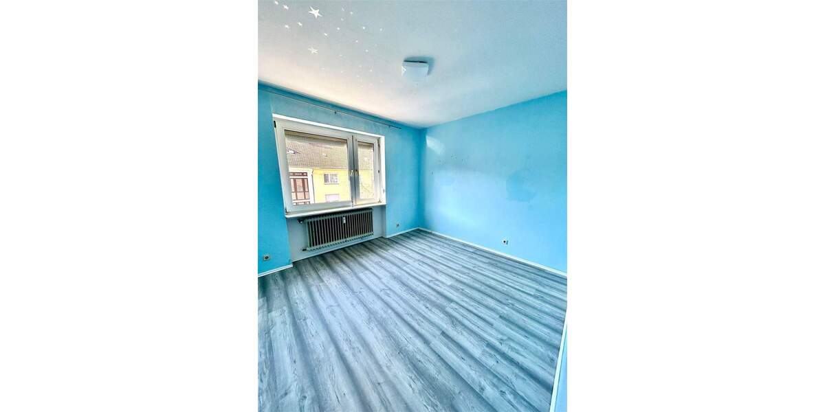 Etagenwohnung Saarbrücken Alt-Saarbrücken - 4 Zimmer, 80 m&sup2;, 610&euro; | Angebot:25899242