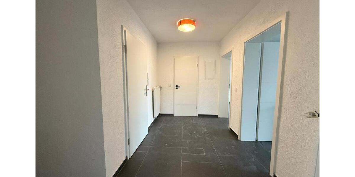 Etagenwohnung Wadgassen - 2.5 Zimmer, 65 m&sup2;, 600&euro; | Angebot:25324027