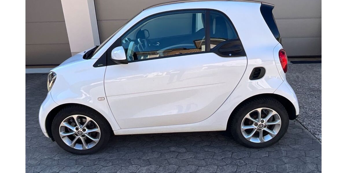 Smart ForTwo 68.000 km 7.400 &euro; Saarlouis 66740