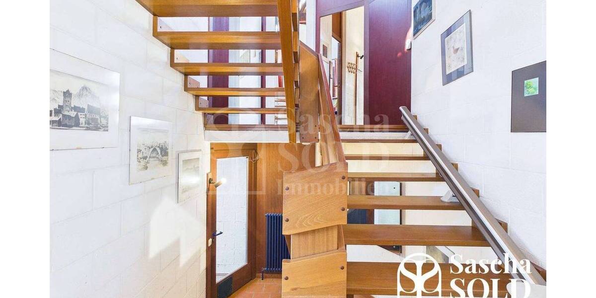 Exklusive Liegenschaft mit Galerie, Terrassen und kreativer Seele in ruhiger Bestlage von Dudweiler - Einfamilienhaus Saarbrücken Dudweiler | Angebot:26095518