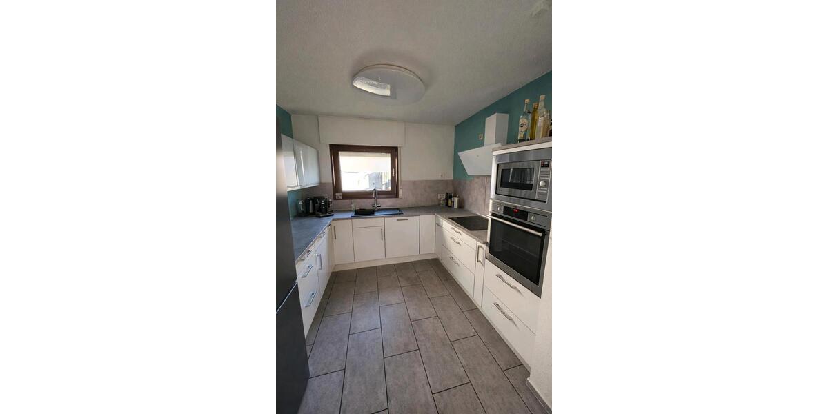 Etagenwohnung Merchweiler - 4 Zimmer, 105 m&sup2;, 990&euro; | Angebot:25883537