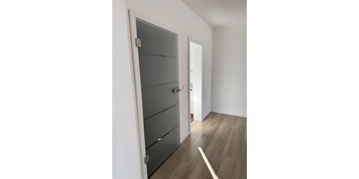 Etagenwohnung Saarlouis - 2 Zimmer, 60 m&sup2;, 670&euro; | Angebot:25636591