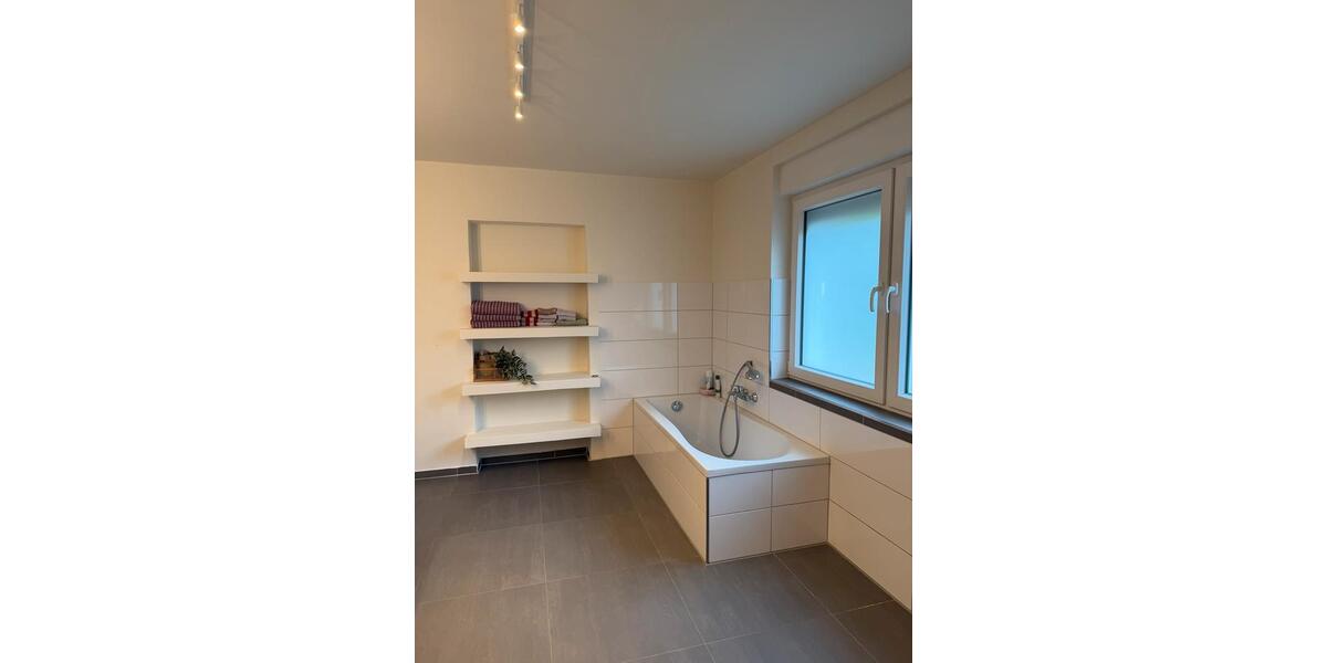Einfamilienhaus Dillingen (Saar) - 6 Zimmer, 211 m&sup2;, 489.000&euro; | Angebot:26855861