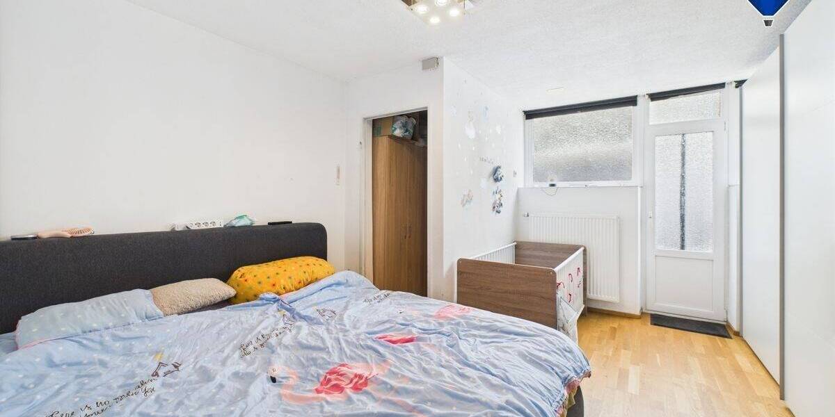 Reihenmittelhaus Dillingen - 7 Zimmer, 230 m&sup2;, 279.000&euro; | Angebot:25673957