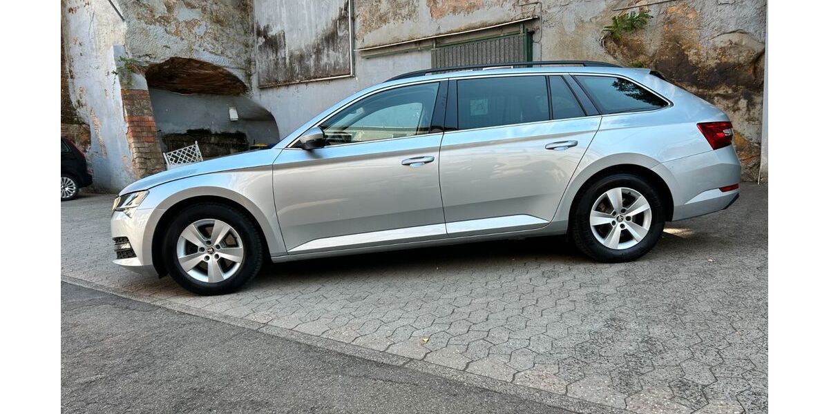 Skoda Superb 195.000 km 14.900 &euro; Saarbrücken 66117