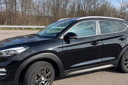 Hyundai TUCSON 112.000 km 13.500 &euro; Friedrichsthal 66299