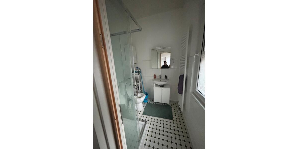 Etagenwohnung Saarbrücken St. Arnual - 1 Zimmer, 24 m&sup2;, 390&euro; | Angebot:25344001