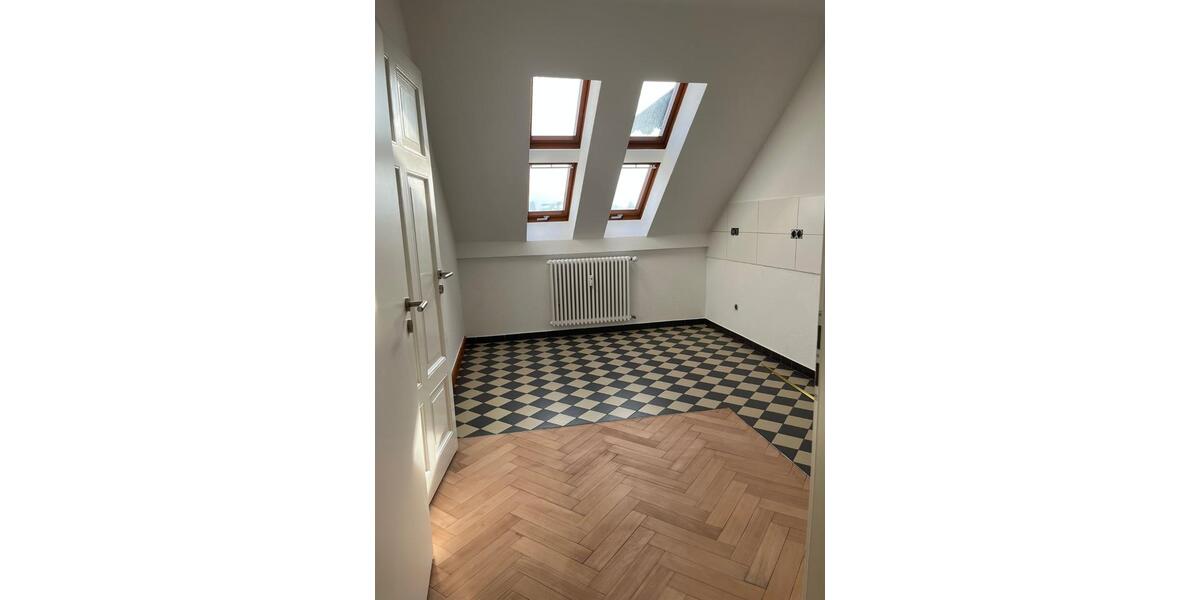 Etagenwohnung Sankt Ingbert - 3 Zimmer, 82 m&sup2;, 690&euro; | Angebot:25634262