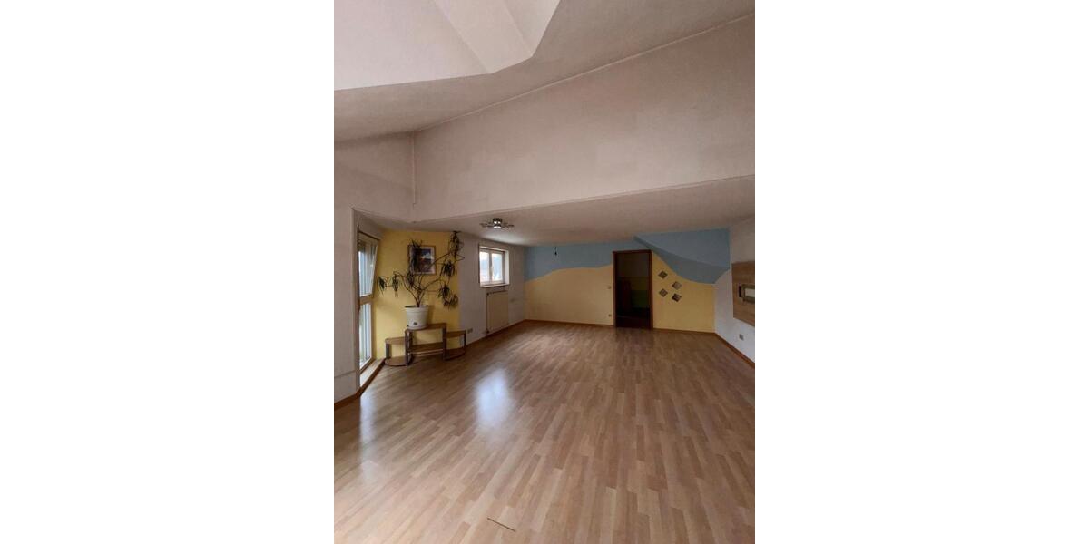 Maisonettenwohnung Saarlouis - 4 Zimmer, 104 m&sup2;, 220.000&euro; | Angebot:26591111
