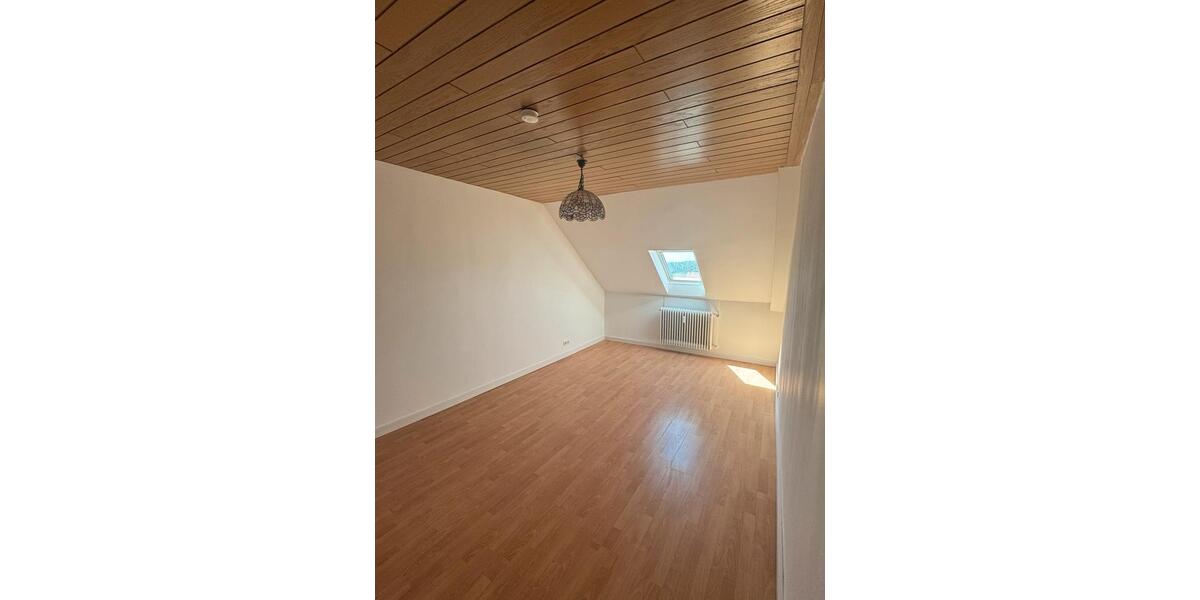 Etagenwohnung Spiesen-Elversberg Elversberg - 4 Zimmer, 120 m&sup2;, 800&euro; | Angebot:26678816