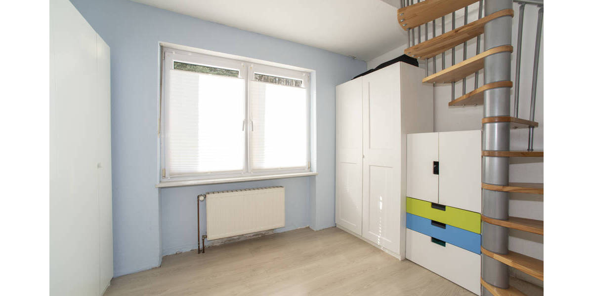 Mehrfamilienhaus, Wohnhaus Saarbrücken / Brebach-Fechingen Brebach-Fechingen - 9 Zimmer, 250 m&sup2;, 415.000&euro; | Angebot:25957973