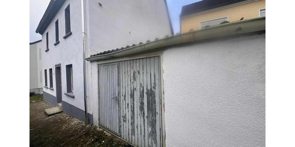 Einfamilienhaus Lebach - 5 Zimmer, 100 m&sup2;, 149.000&euro; | Angebot:24852241