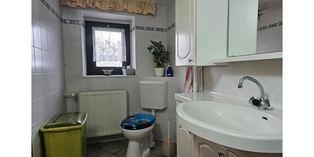 Reihenhaus Sankt Wendel - 10 Zimmer, 260 m&sup2;, 259.000&euro; | Angebot:26409338