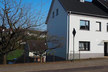 Haus Beckingen - 5 Zimmer, 150 m&sup2;, 199.000&euro; | Angebot:26018730