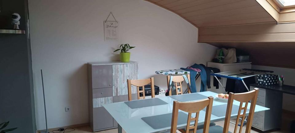 Dachgeschoßwohnung Dillingen (Saar) - 2 Zimmer, 61 m&sup2;, 79.000&euro; | Angebot:26038899