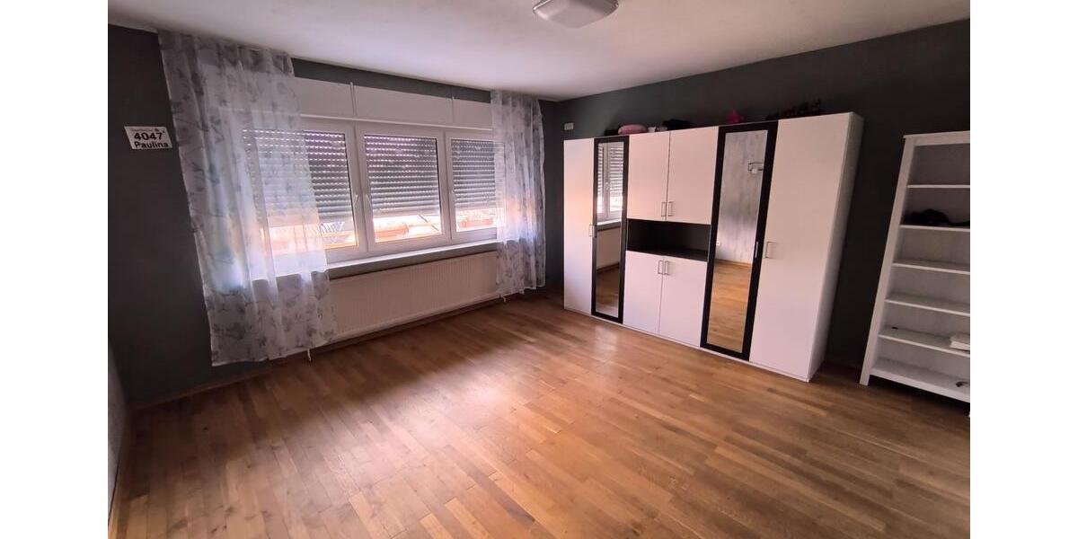 Maisonettenwohnung Großrosseln - 6 Zimmer, 237 m&sup2;, 179.000&euro; | Angebot:23594024