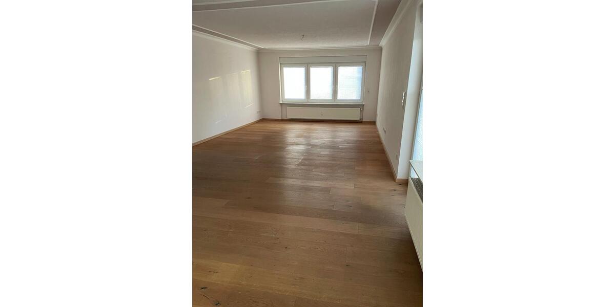 Hochparterre Lebach - 4 Zimmer, 110 m&sup2;, 850&euro; | Angebot:26577062