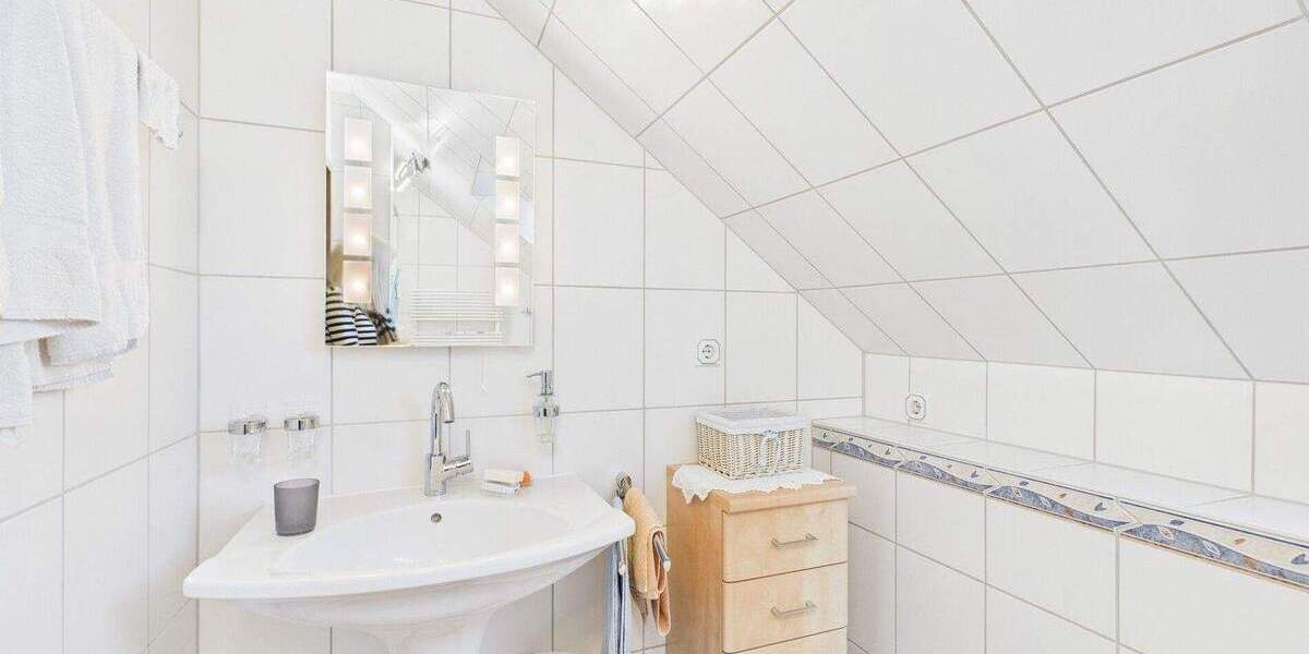 Einfamilienhaus Saarlouis / Neuforweiler Neuforweiler - 4 Zimmer, 105 m&sup2;, 365.000&euro; | Angebot:25726192