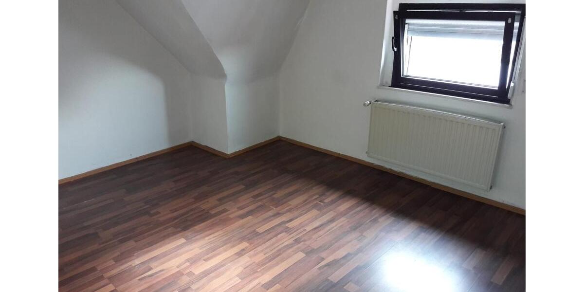 Dachgeschoßwohnung Saarbrücken Malstatt - 2 Zimmer, 56 m&sup2;, 400&euro; | Angebot:25840289