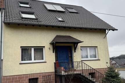 Haus Lebach Steinbach - 5 Zimmer, 190 m&sup2;, 136.000&euro; | Angebot:19370202