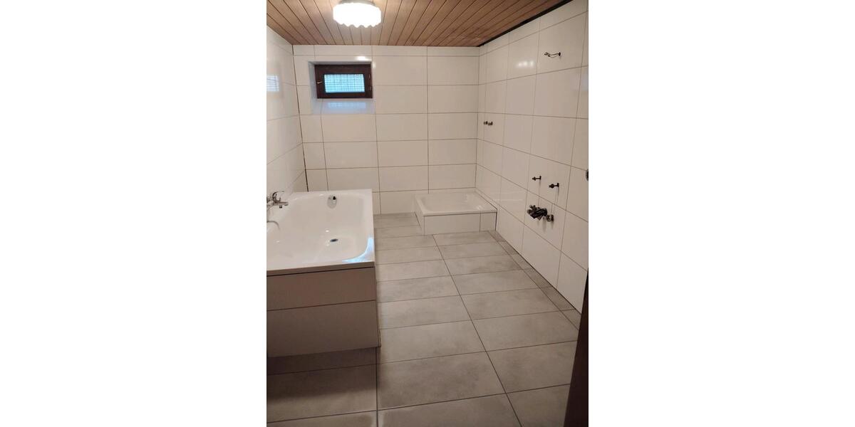 Doppelhaushälfte Saarbrücken West - 5 Zimmer, 110 m&sup2;, 1.100&euro; | Angebot:25829931